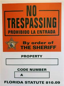 No Trespassing sign No Trespassing sign